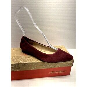 American Rag JillyL Suede Wine Burgundy Flats SZ 5.5 Medium Women New in Box